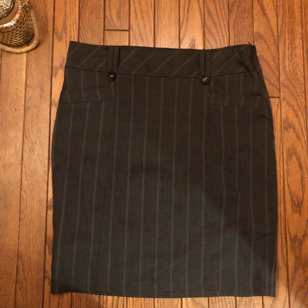 Heart Soul gray skirt w/purple stripes